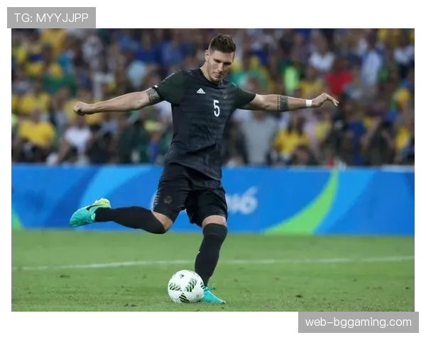 人物聚焦：从边锋改打翼卫，揭秘霍芬海姆年轻国脚比博的转型之路