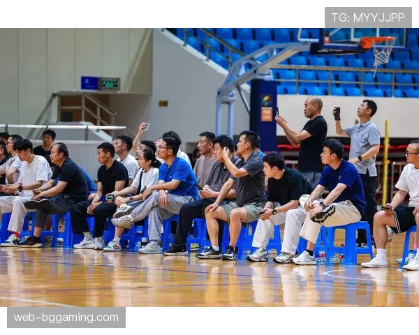 青少年训练营引入“压迫防守”专项课程，教练称其为现代篮球必修课